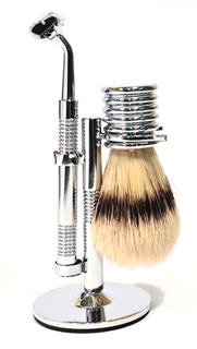 Comoy 3025  Bristle Shaving Set Chrome (Gillette Mach 3 Blade)